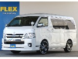 【大型モニター・ベッドキット付】超低走行でカスタム満載車両が緊急入庫！！