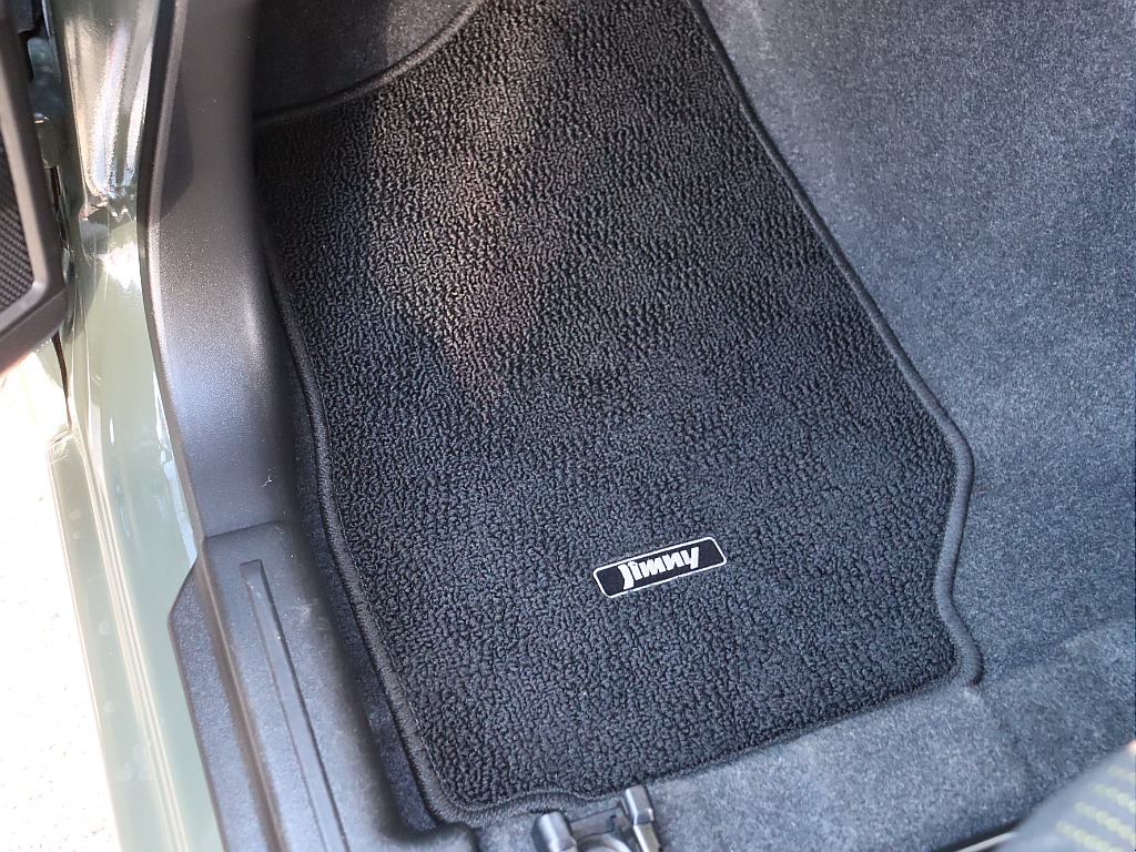 フロアマット！状態良好です！