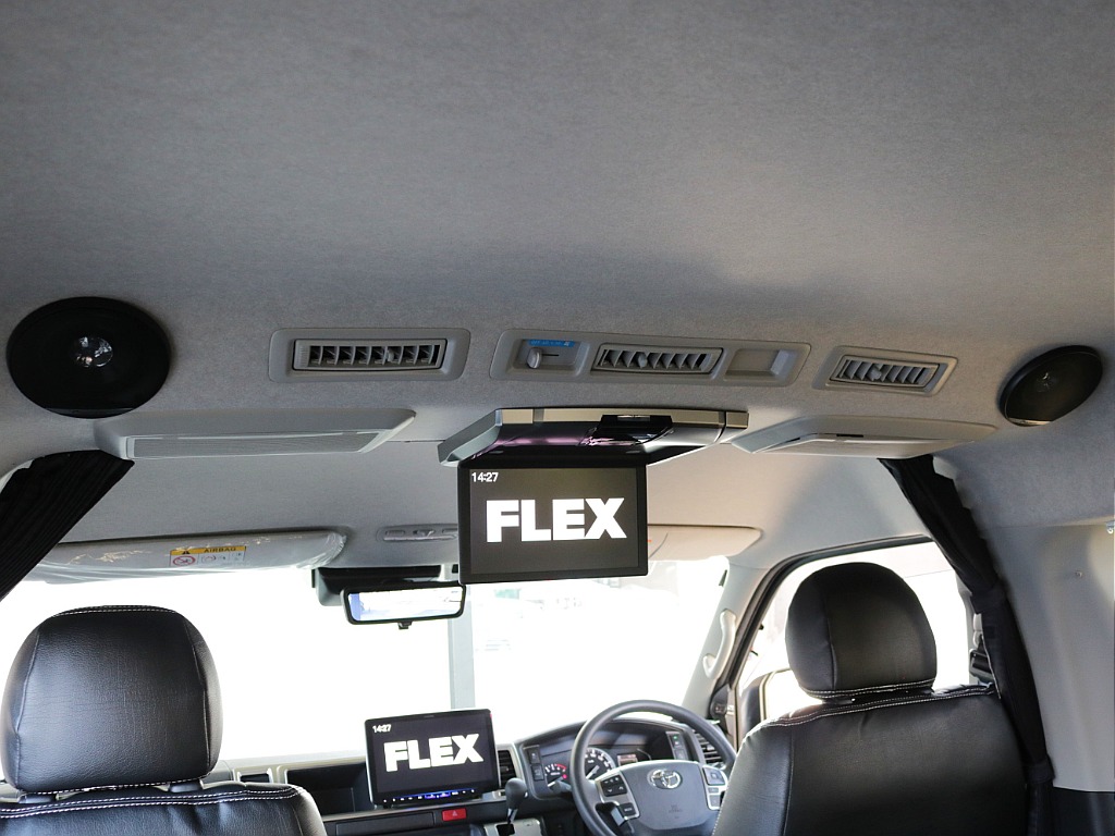 天井スピーカー・後席用フリップダウンモニター