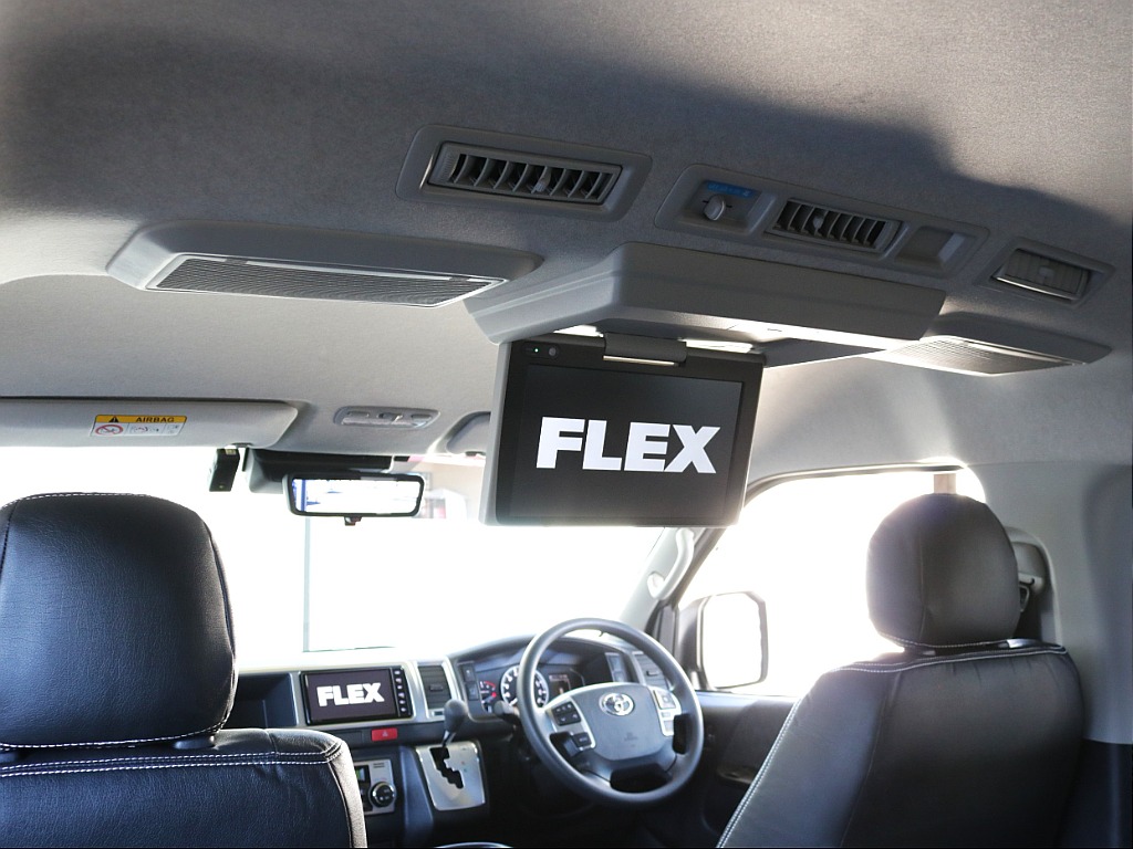 後席用フリップダウンモニター