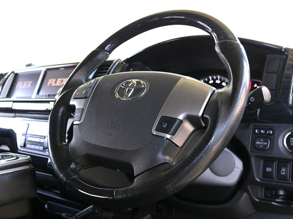 木目調ステアリング