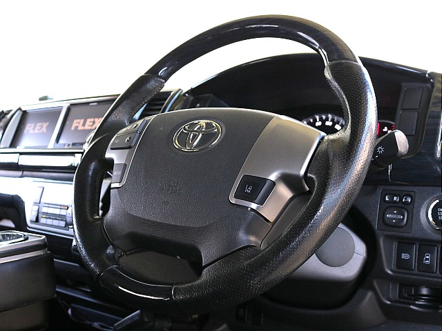 木目調ステアリング