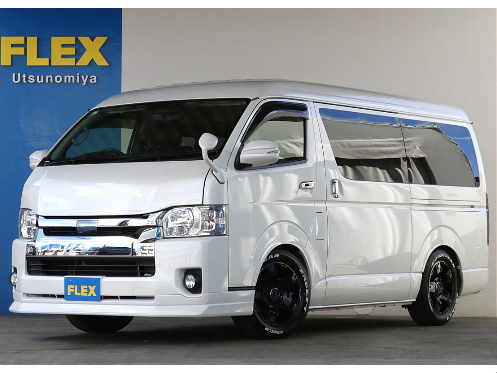 トヨタ ハイエース(1枚目)