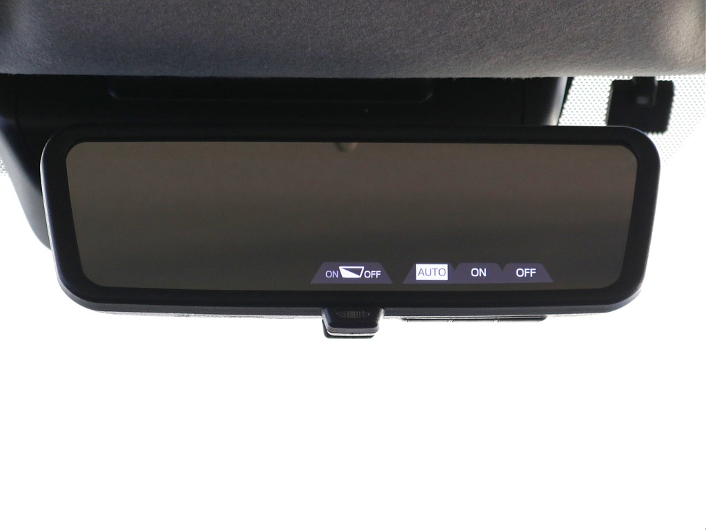 ※モニターと鏡面で切り替え可能