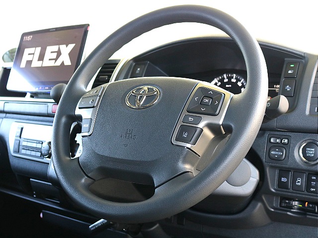 純正ステアリング