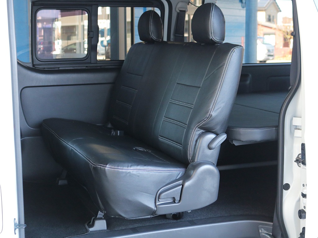 セカンドシート3人掛けベンチシート