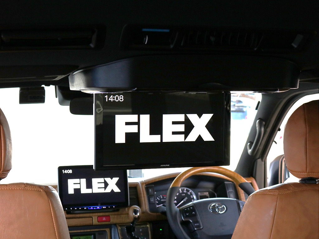 後席用フリップダウンモニター