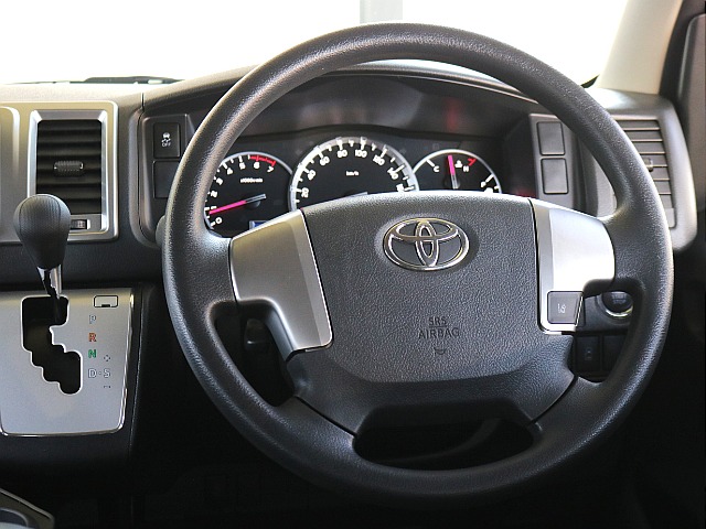 純正ステアリング