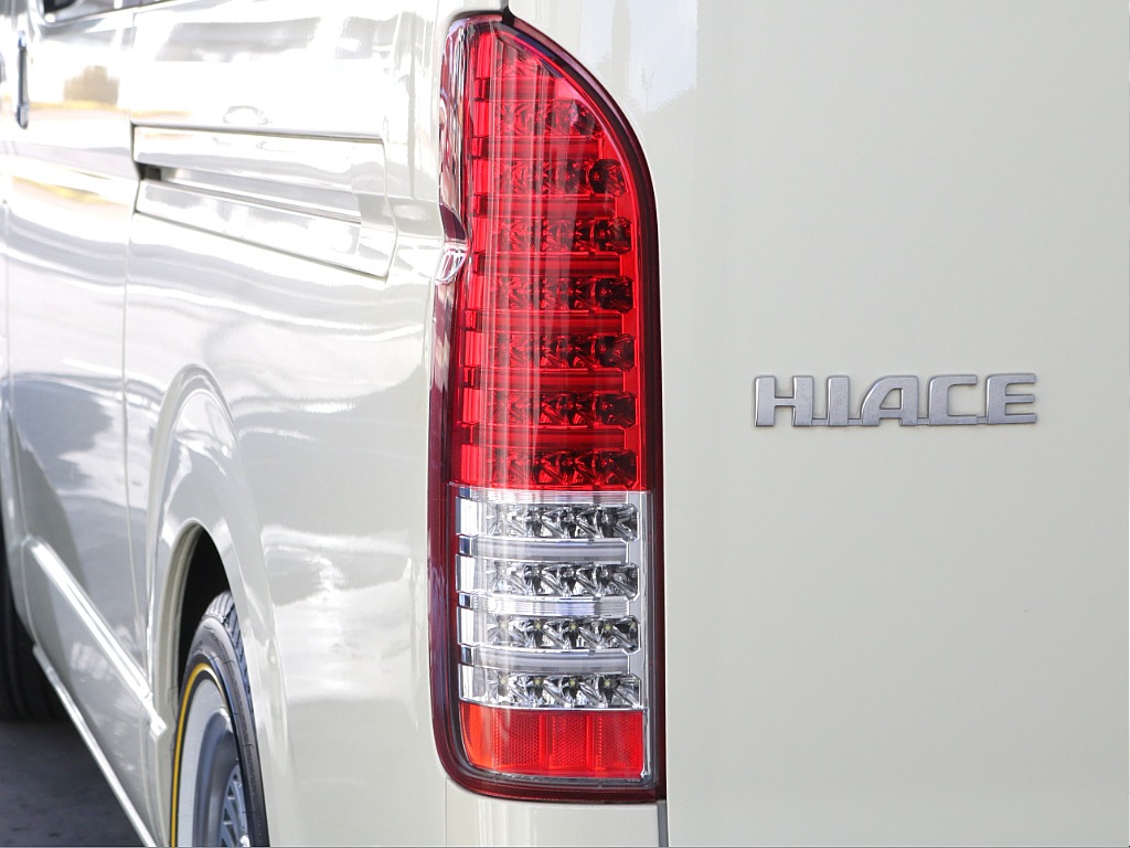 社外テールランプ