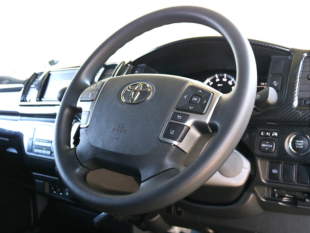 純正ステアリング