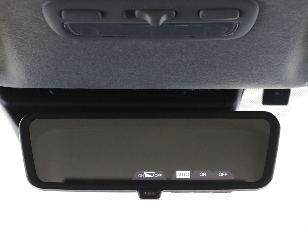 ※モニターと鏡面で切り替え可能