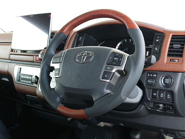 ステアリングスイッチ