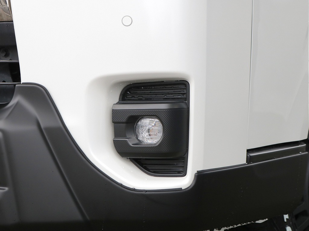 フロントLEDフォグランプ