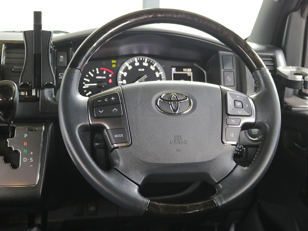 ダークプライムⅡ特別仕様車限定コンビハンドル・コンビシフトノブ