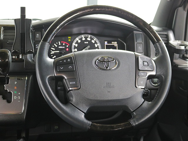 ダークプライムⅡ特別仕様車限定コンビハンドル・コンビシフトノブ