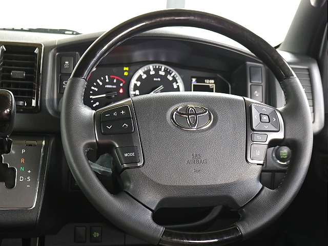 ダークプライムⅡ特別仕様車限定コンビハンドル・コンビシフトノブ