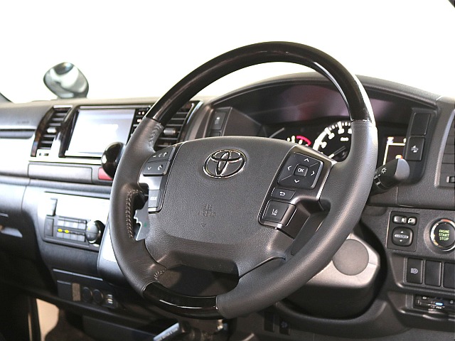 ステアリングスイッチ