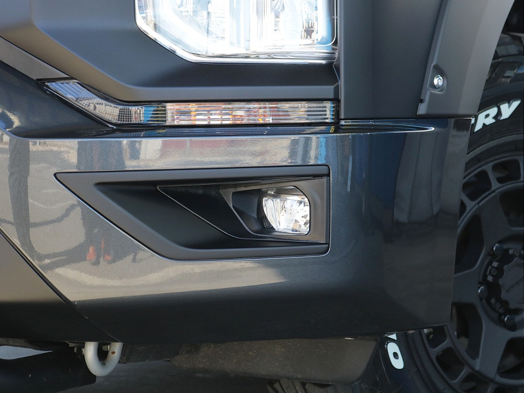 LEDフロントフォグランプ