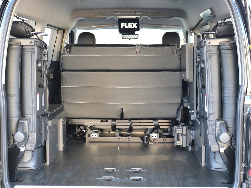 4列目跳ね上げ可能！積載モード