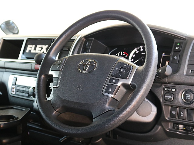 ステアリングスイッチ