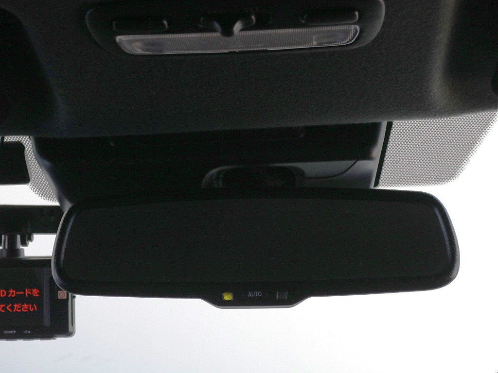 自動防眩ルームミラー