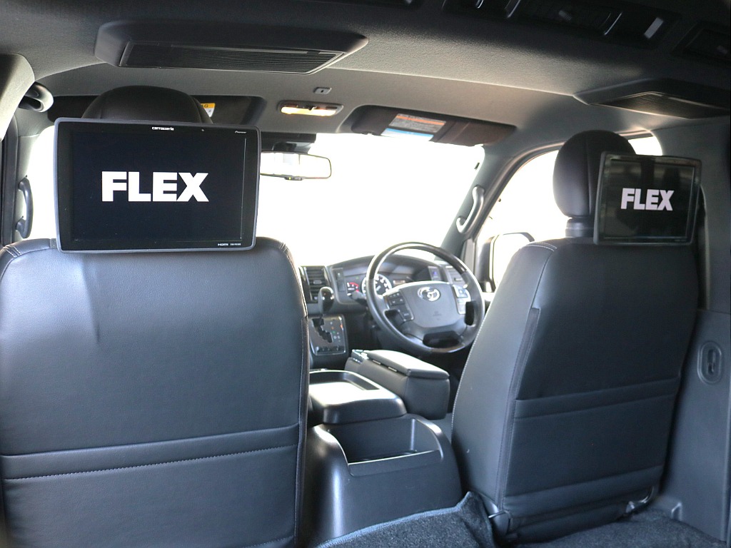 プライベートモニター２台