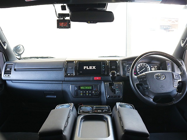 ダークプライムⅡ特別仕様車限定インテリア