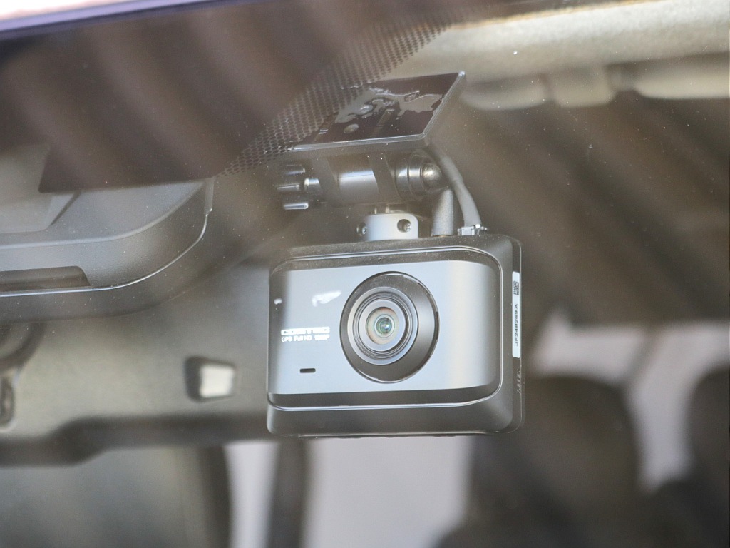 ドライブレコーダー