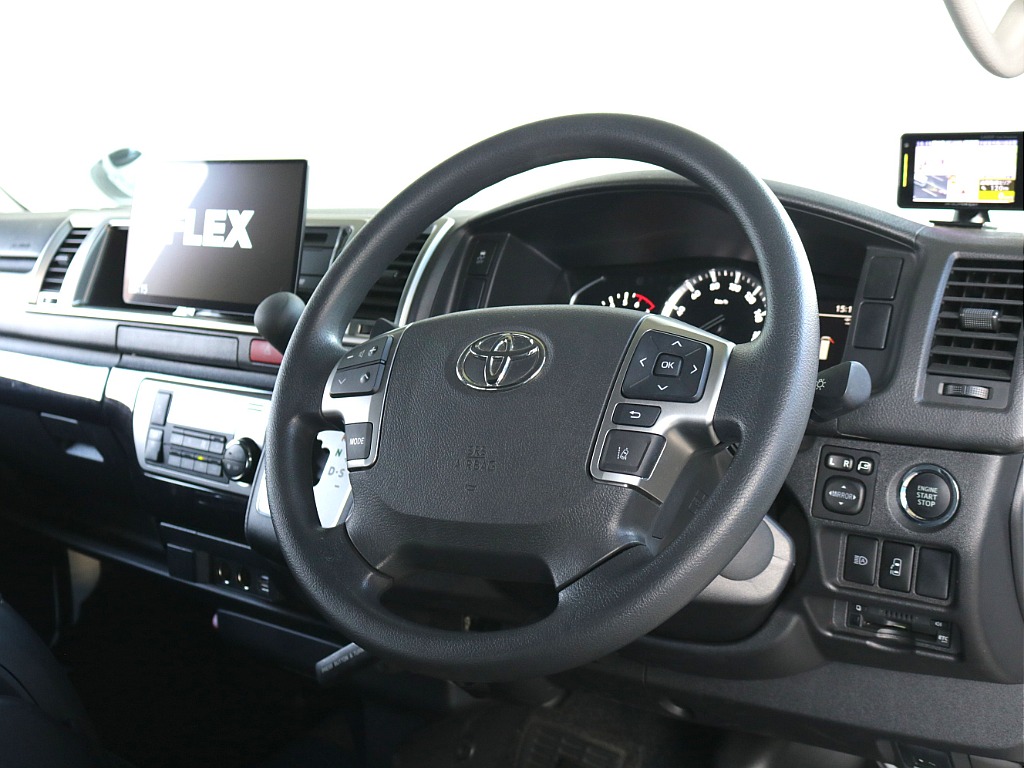 ステアリングスイッチ