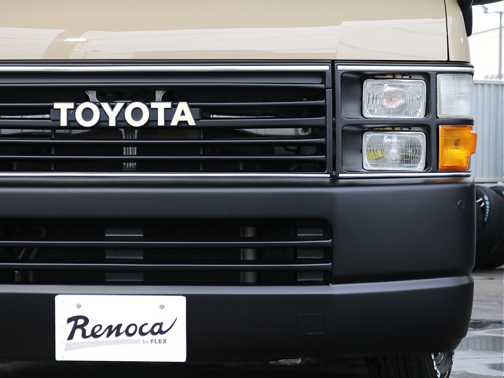 オリジナル角目四灯Renocaフェイス