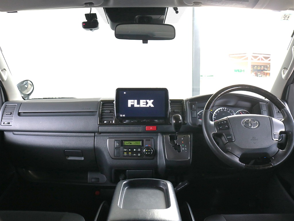 ダークプライム特別仕様車限定インテリア