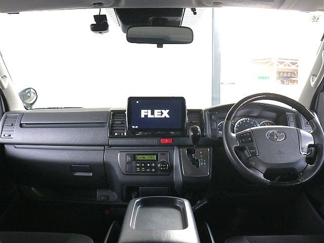 ダークプライム特別仕様車限定インテリア