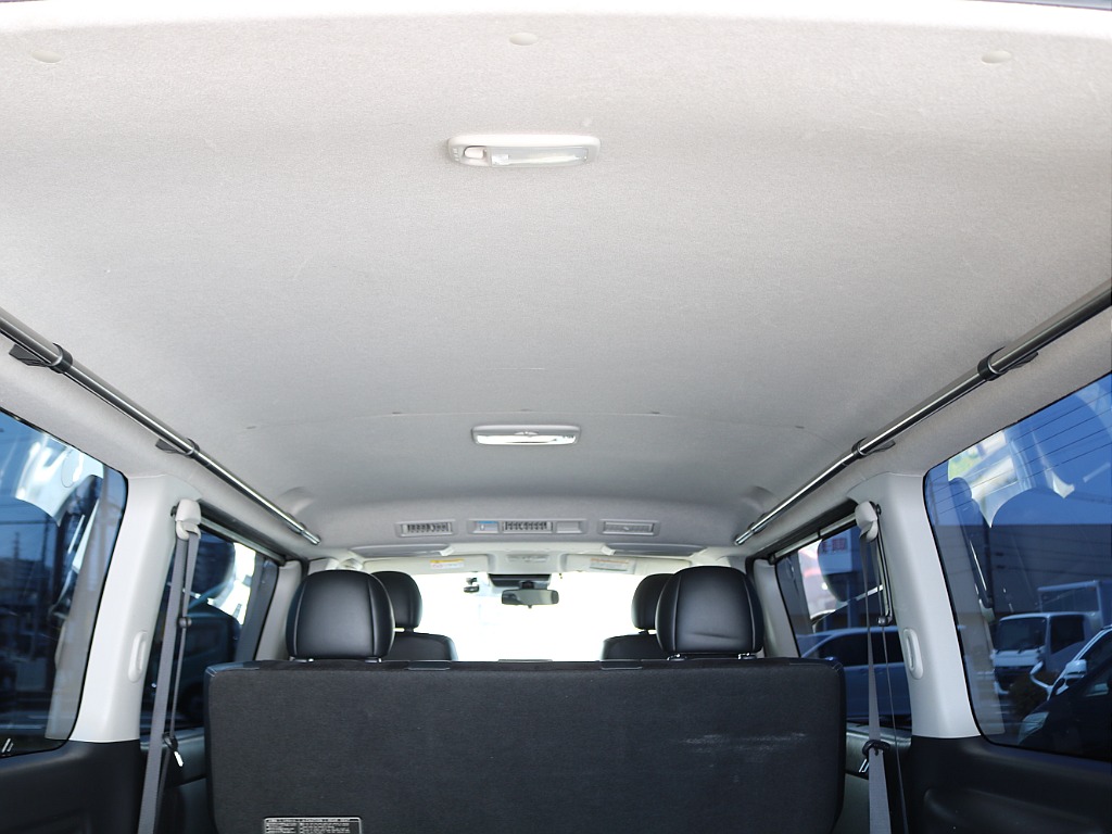 ＦＬＥＸグループは「すべての人に愛車を」をコンセプトに車種別に全国展開中！愛車と一緒に、ライフスタイルを充実させてもらいたいという思いで、ランクル仙台泉店では皆様のご要望になんでもお応えします♪