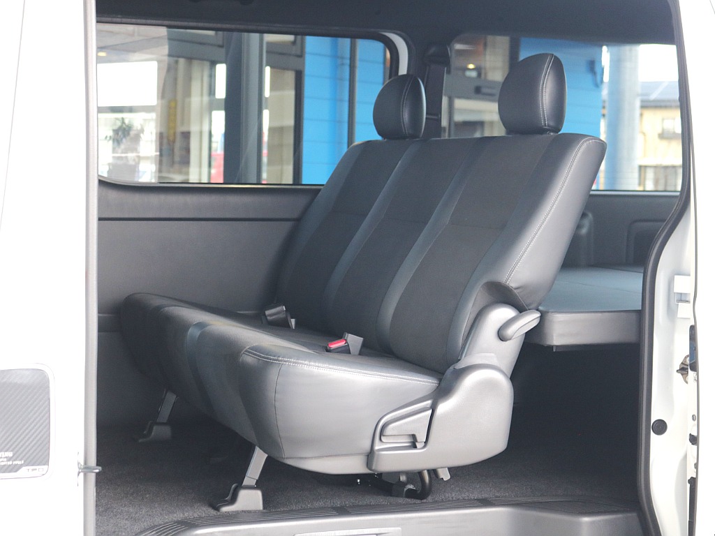 セカンドシート