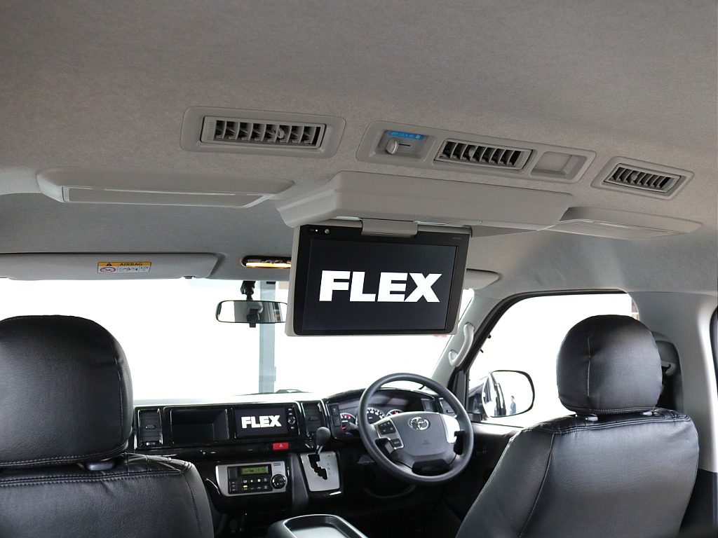 後席用フリップダウンモニター