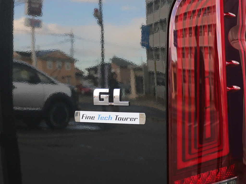 ファインテックツアラーエンブレム