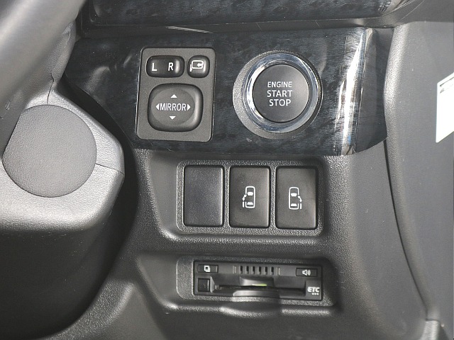 プッシュ式スタート・パワースライドドアスイッチ・ビルトインETC