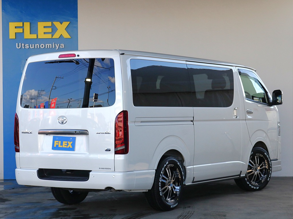 希少『ダークプライムＳ』新車で買えないプレミアム車両！