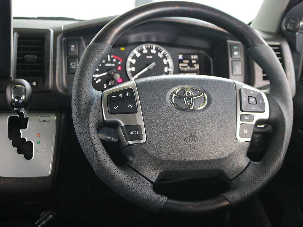 純正ステアリング