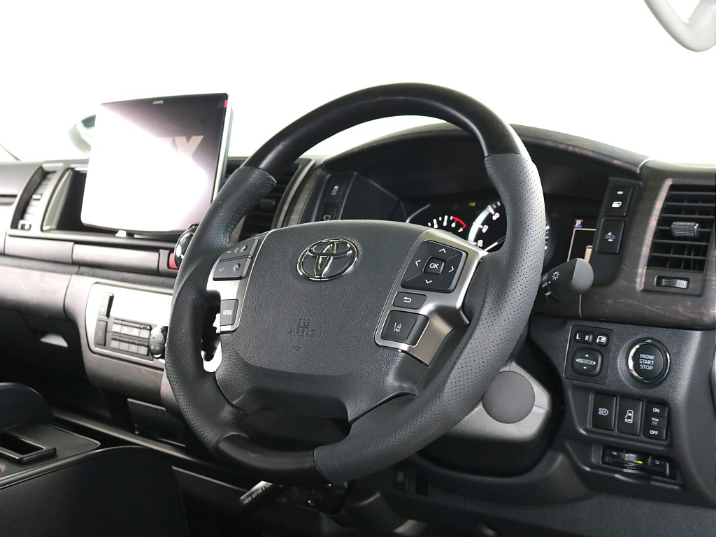 ステアリングスイッチ