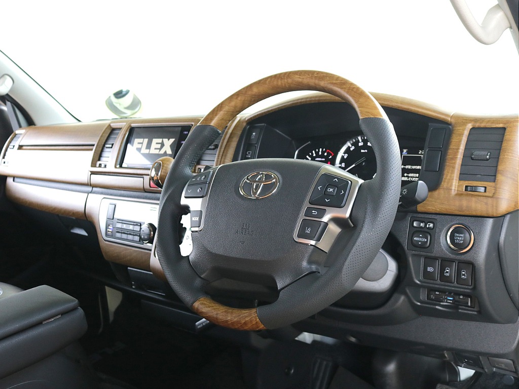 ステアリングスイッチ