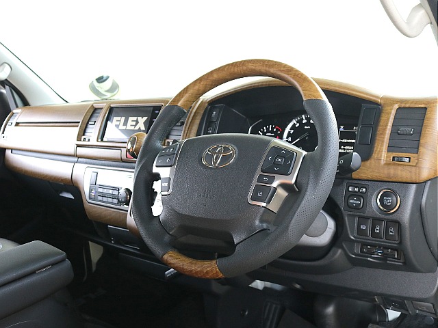 ステアリングスイッチ