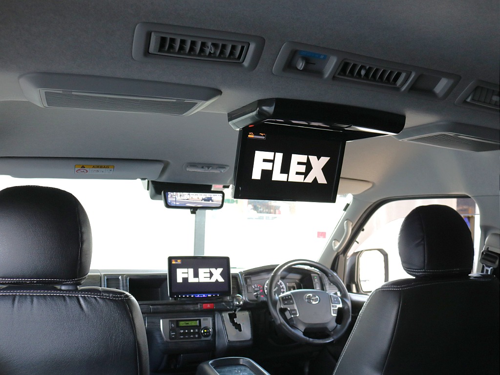 後席用フリップダウンモニター