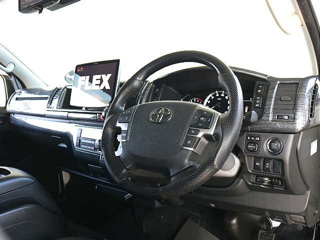 ステアリングスイッチ