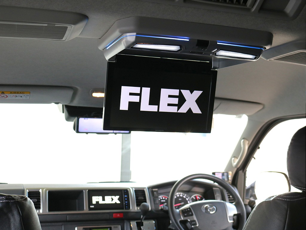 後席用フリップダウンモニター