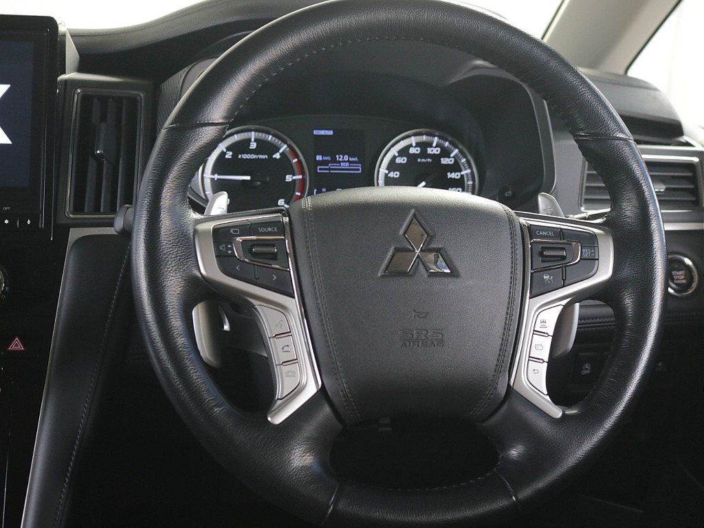 ステアリングスイッチ