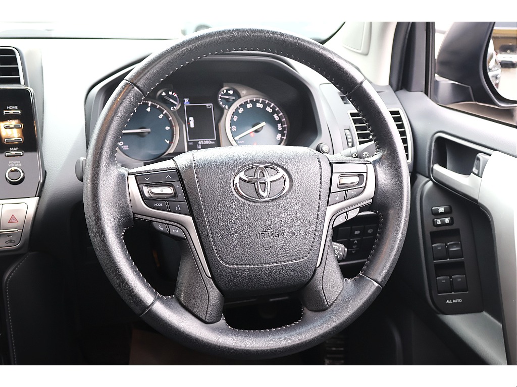 トヨタ ランドクルーザープラド(13枚目)