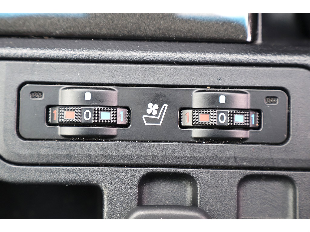 トヨタ ランドクルーザープラド(7枚目)