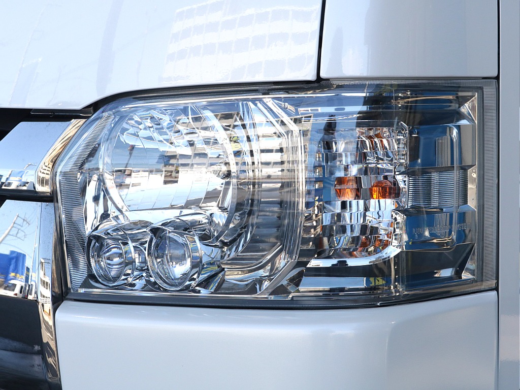 LEDヘッドライト