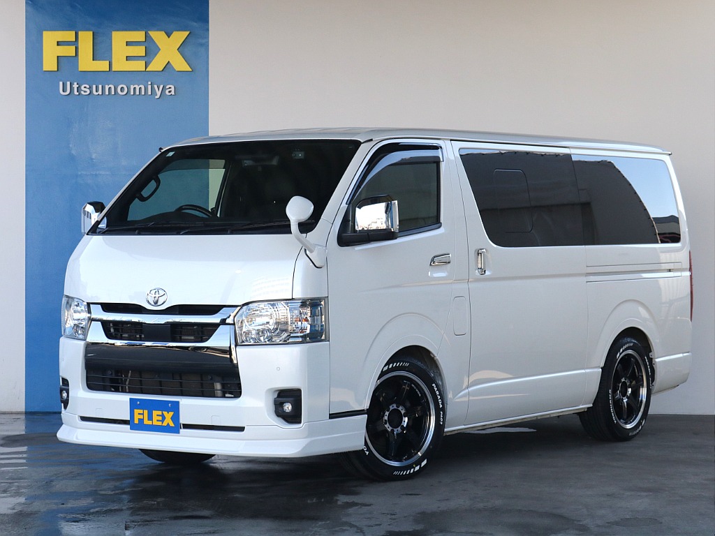 新作アルミホイール・新品パーツ盛りだくさんお買い得車両